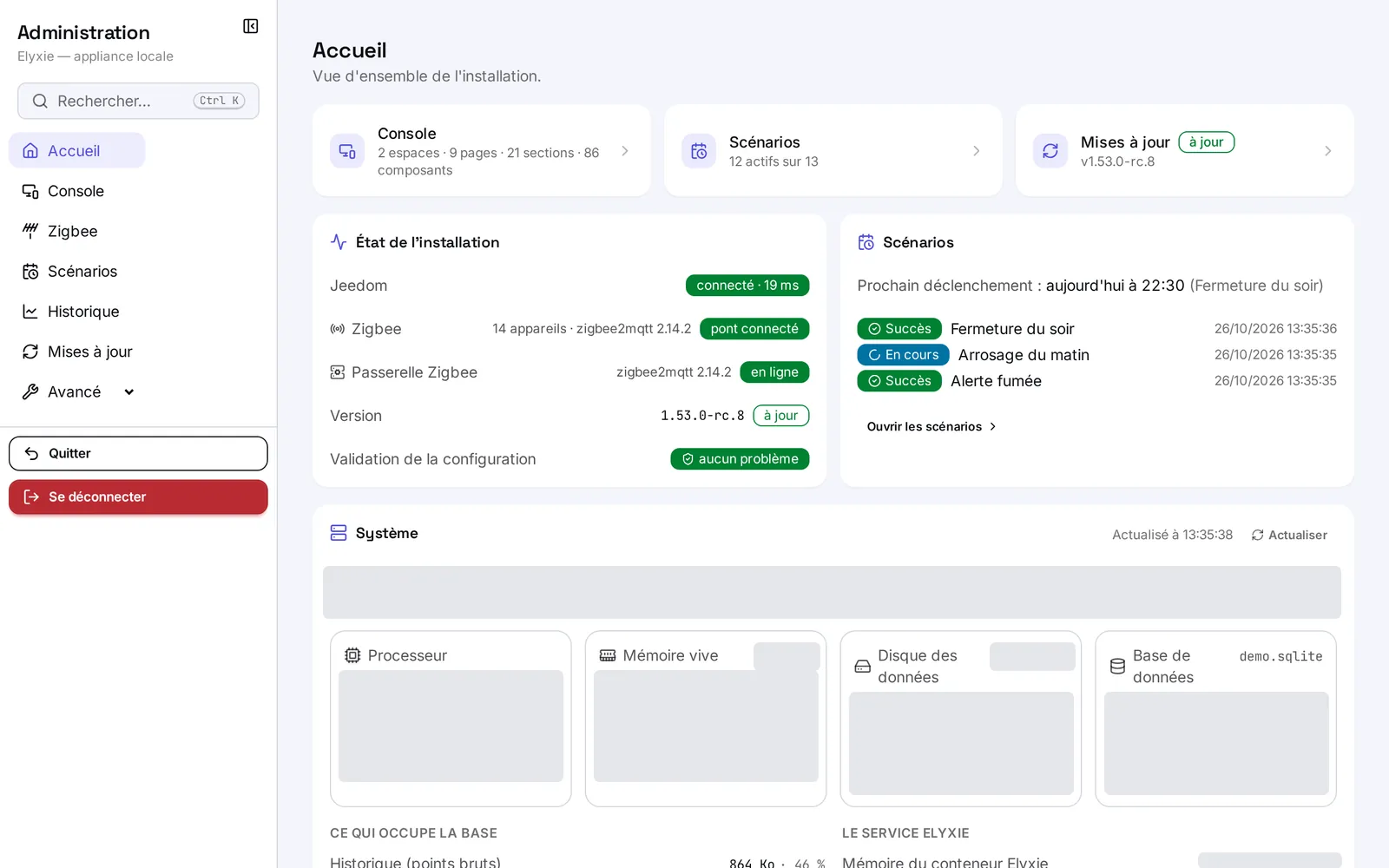 L'accueil de l'administration : les raccourcis Console, Scénarios et Mises à jour, la carte État de l'installation, la carte Scénarios et le haut de la carte Système, dont les mesures sont masquées sur la capture